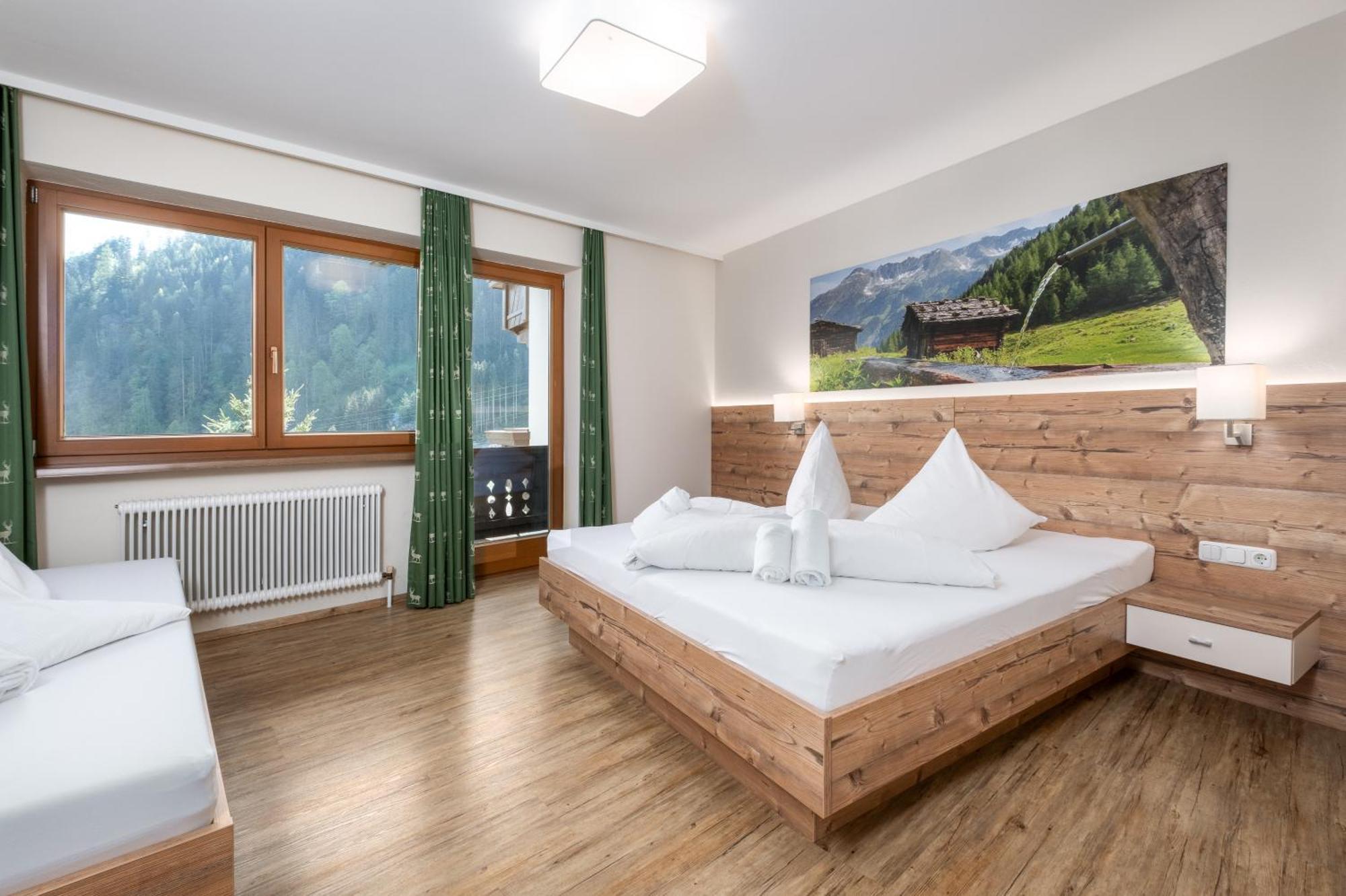 Haus Tuxerklamm Apartamento Mayrhofen Exterior foto