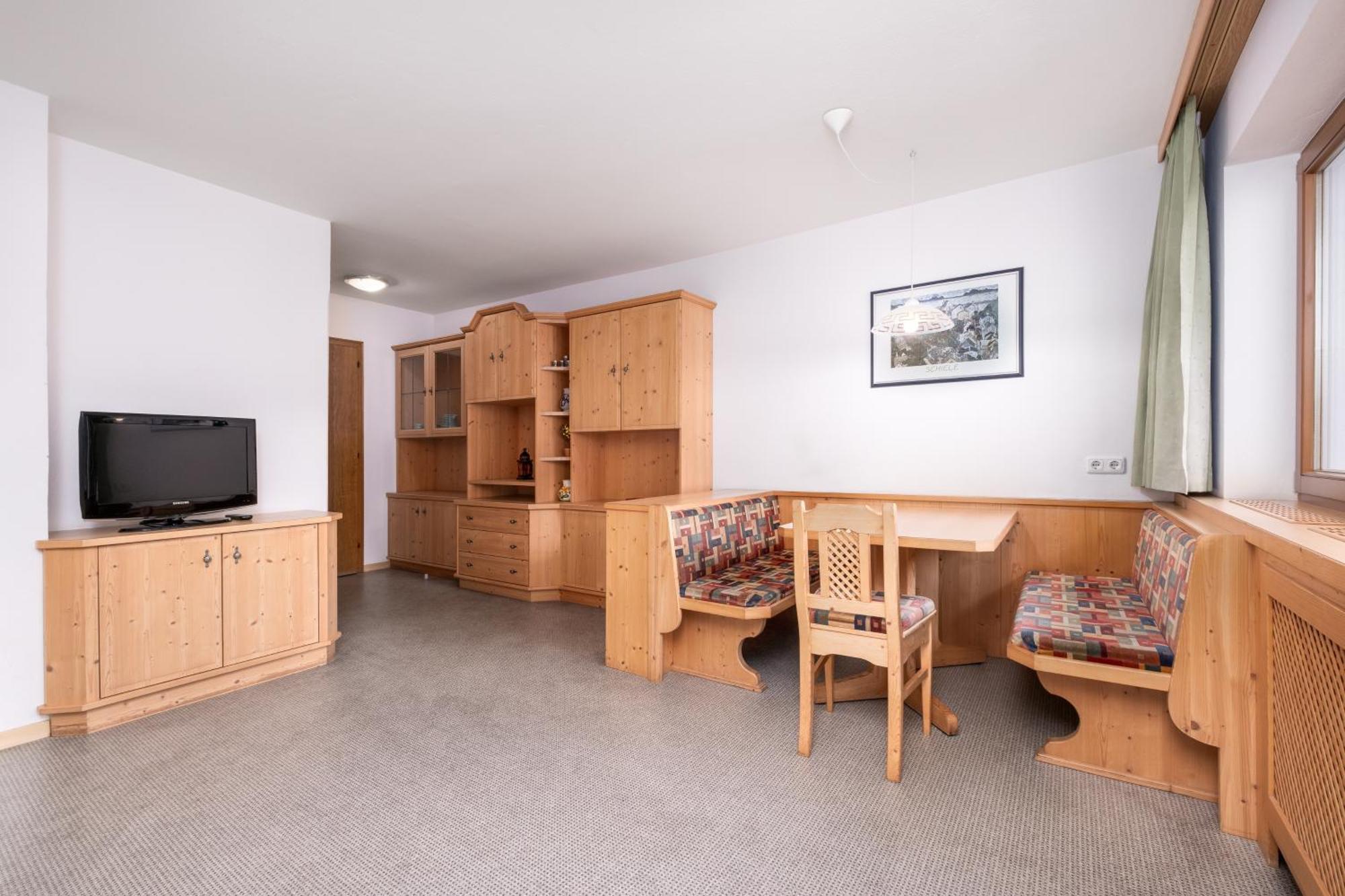 Haus Tuxerklamm Apartamento Mayrhofen Quarto foto