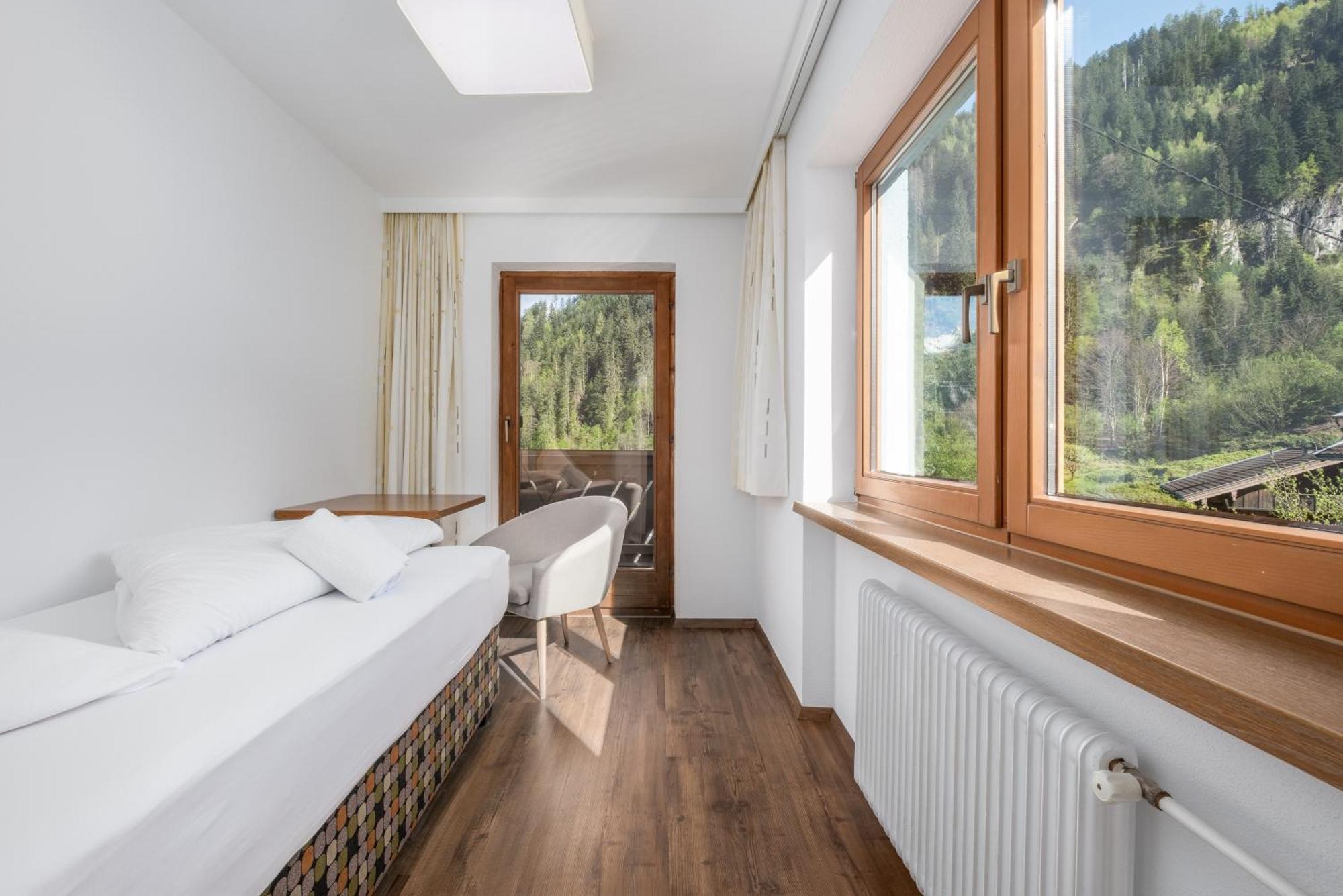 Haus Tuxerklamm Apartamento Mayrhofen Exterior foto