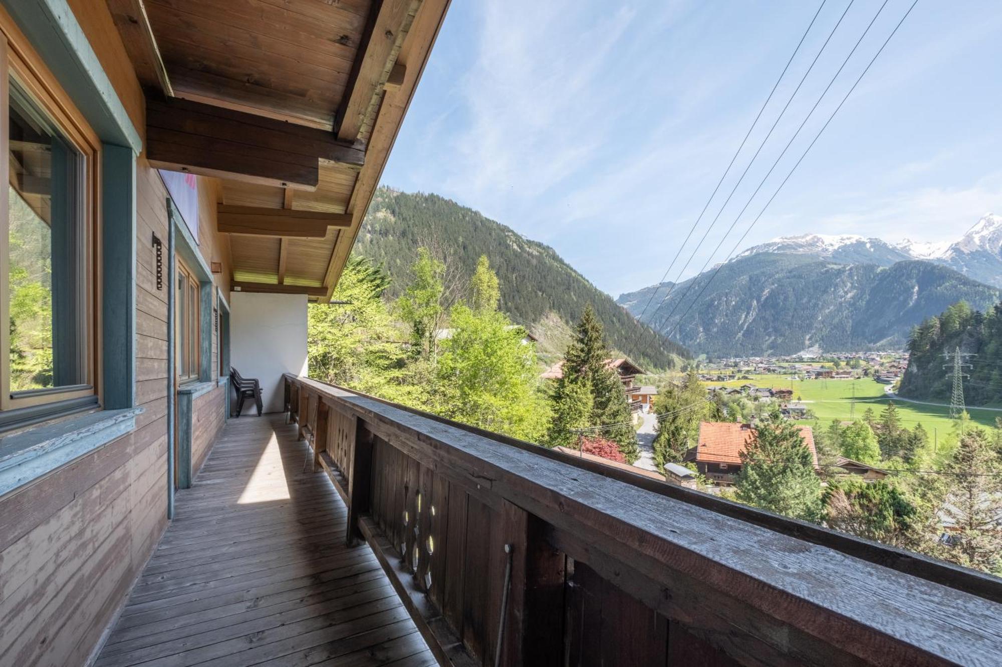 Haus Tuxerklamm Apartamento Mayrhofen Quarto foto